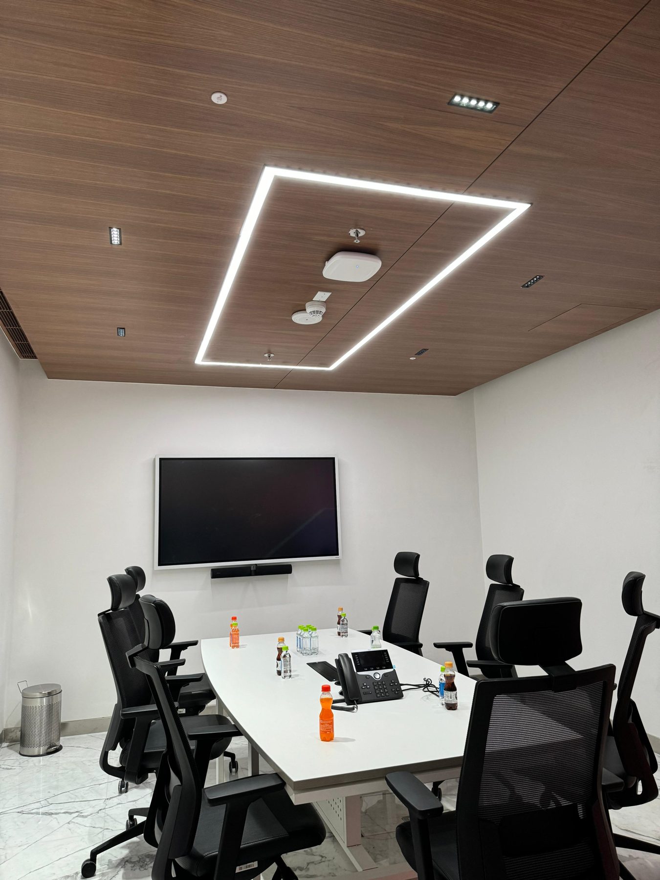 Meeting Room DC frame lighting